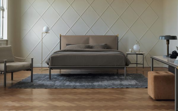 Кровать IKO от Flou