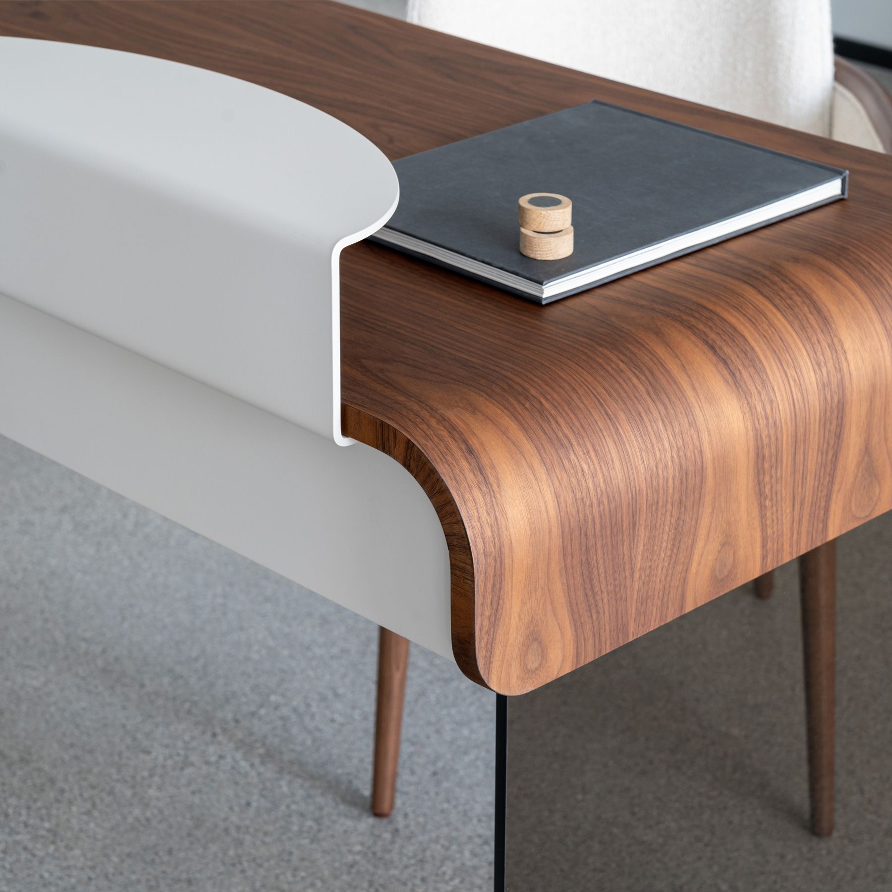 Письменный / туалетный стол ADAM от Capital