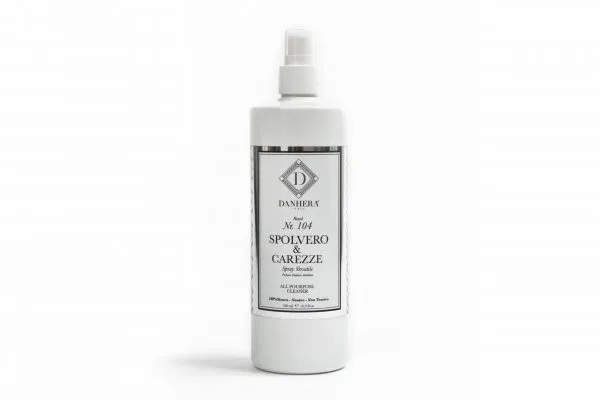Универсальное чистящее средство для мебели №104 с ароматом Сандалового дерева; Danhera Italy; 500 мл