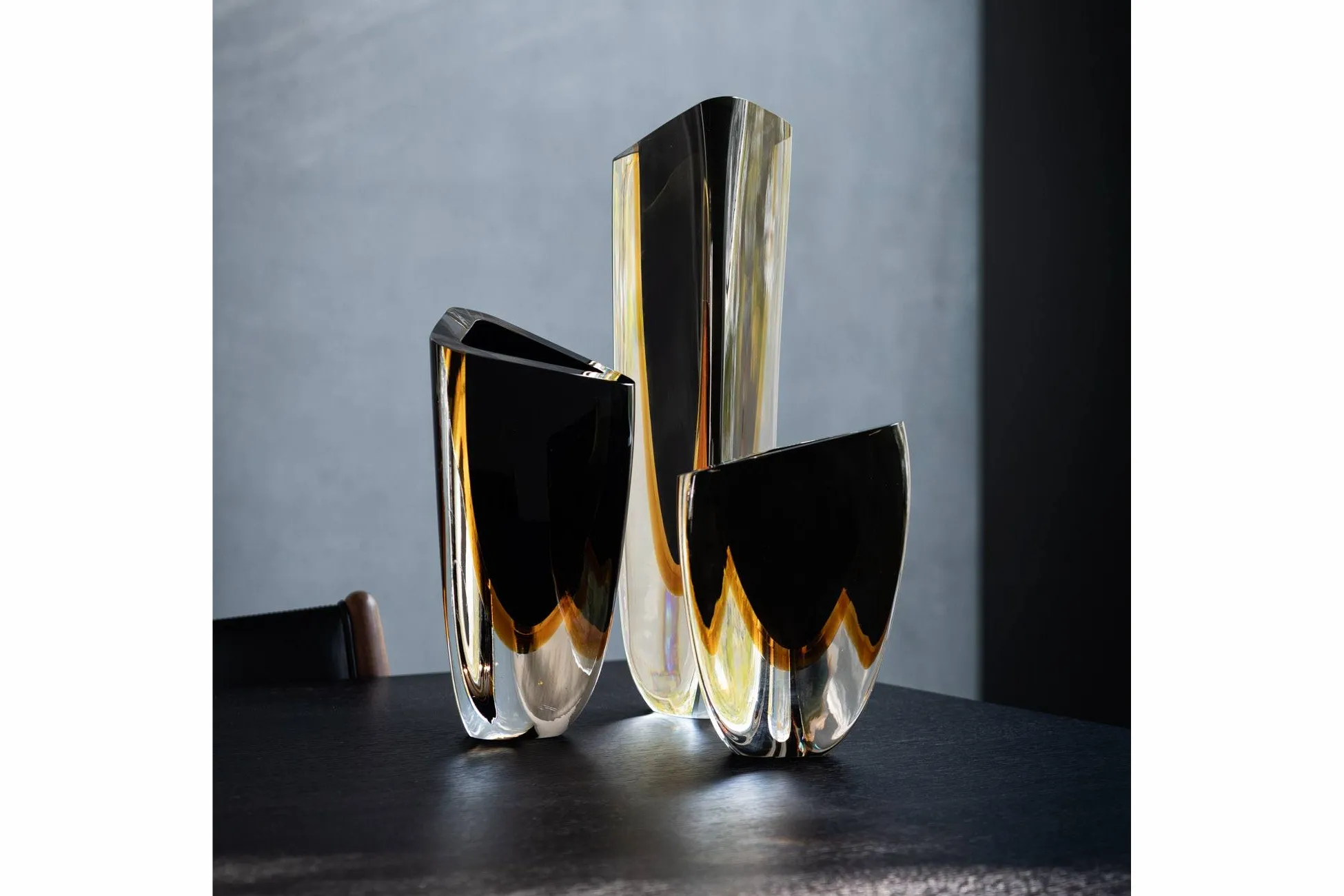 Вазы TRIANGLE Black Ambar