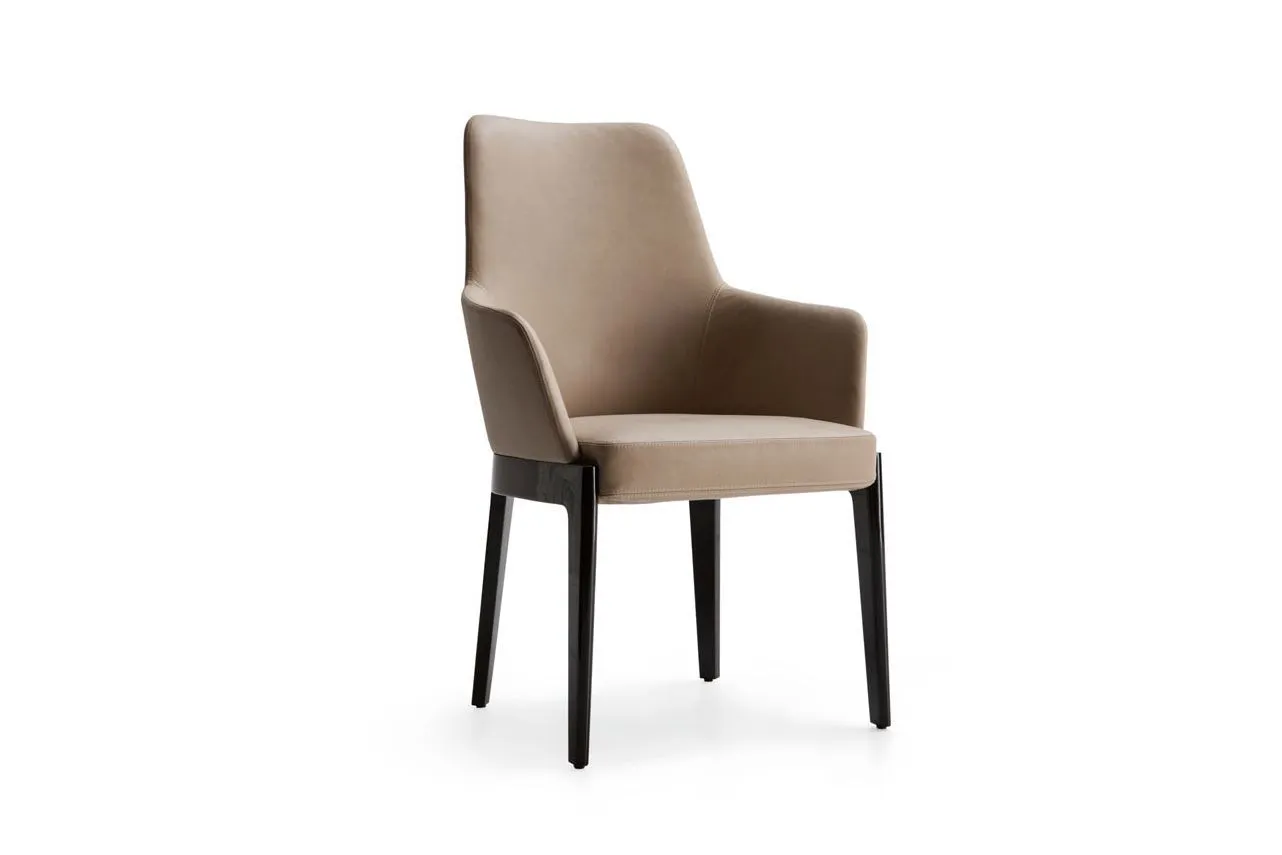 Стул с подлокотниками CHELSEA от Molteni & C