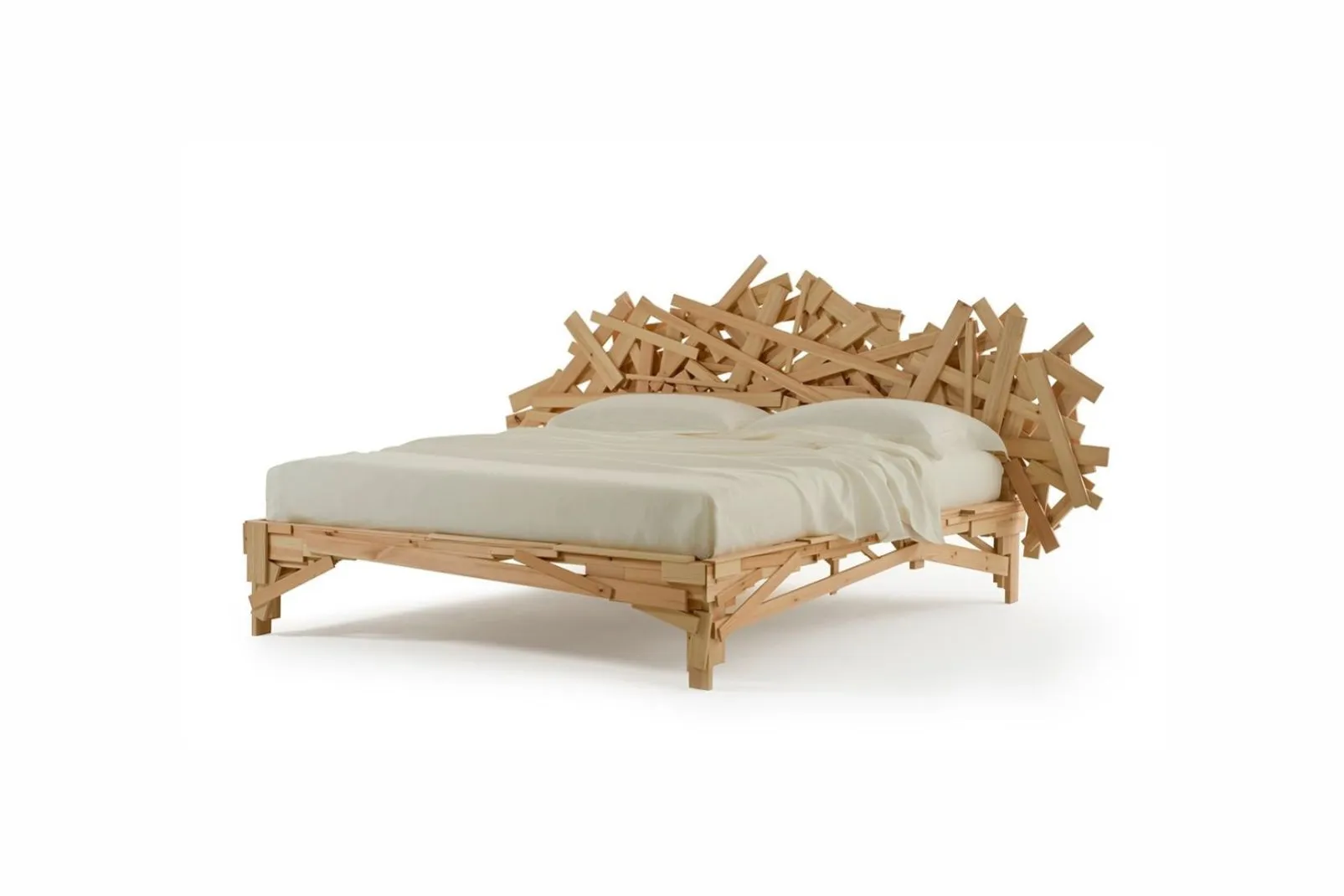 Кровать ручной работы FAVELA от Edra