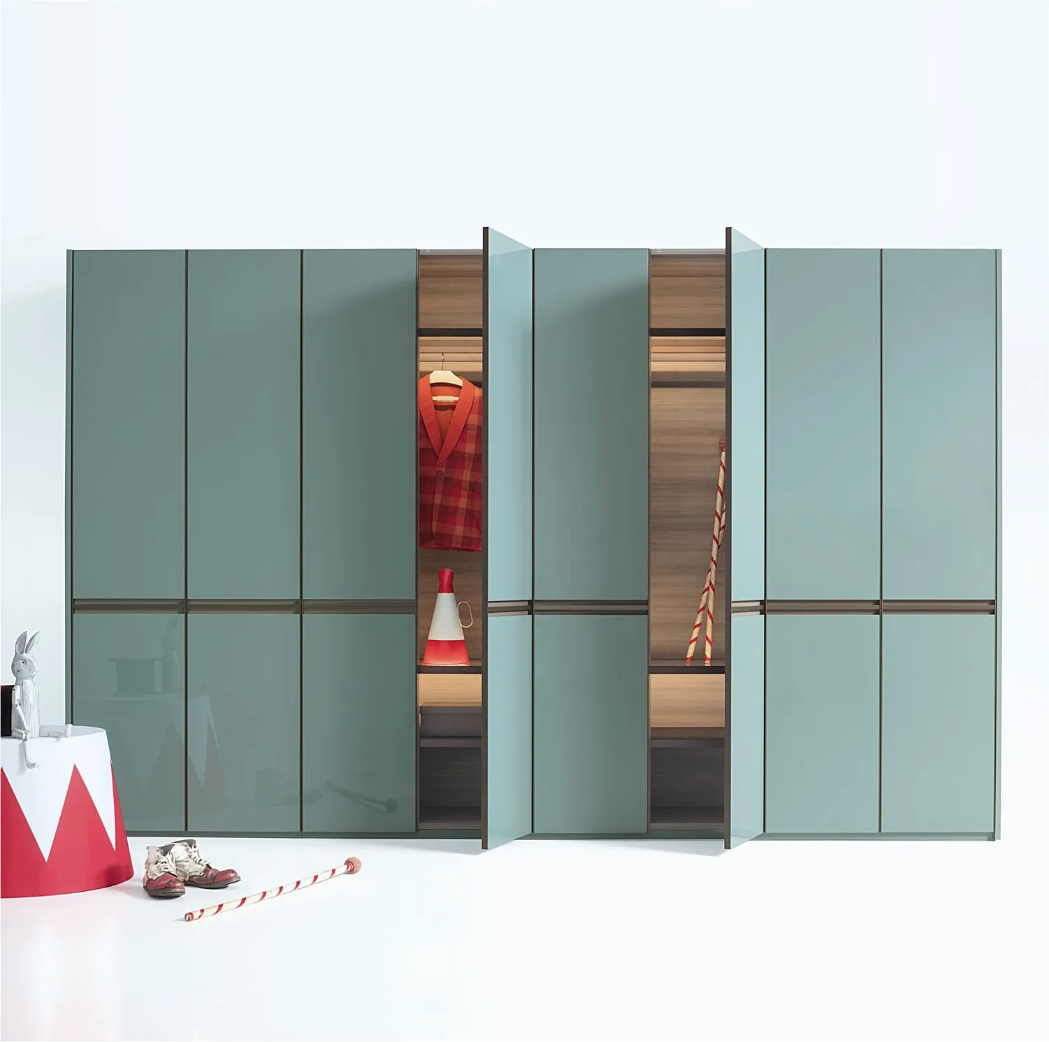 Гардеробный шкаф KIRI от Lema