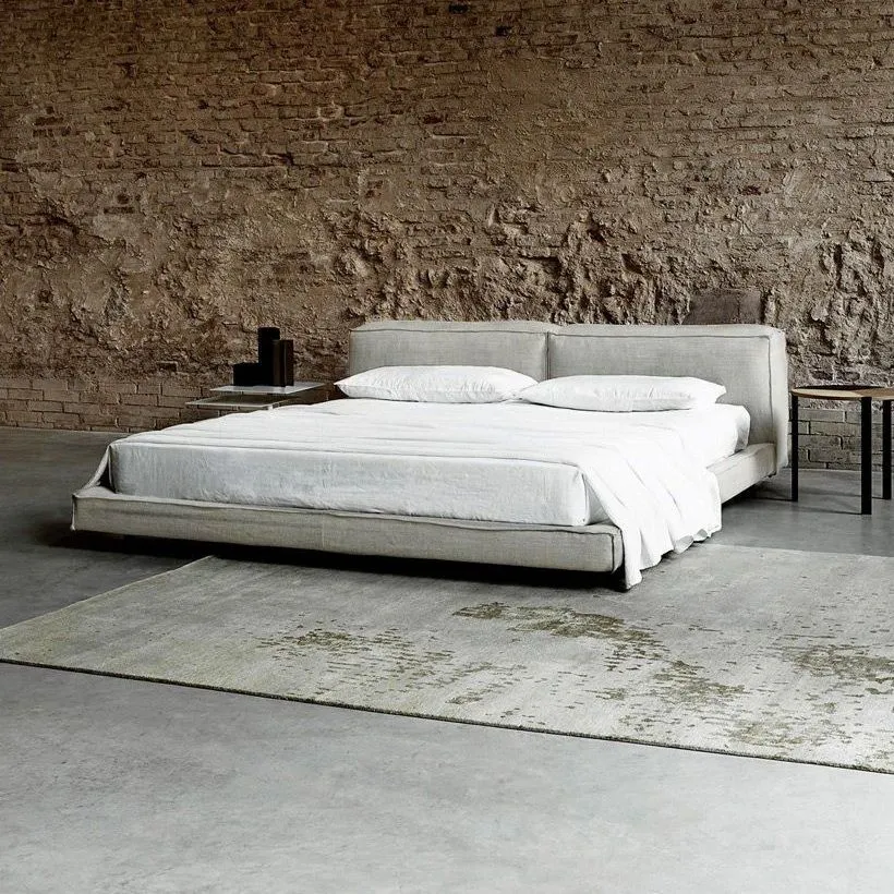 Кровать NEOWALL от Living Divani