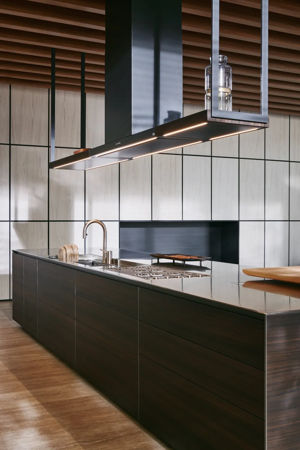 Итальянская кухня HI-LINE 6 Frame Door от Molteni | DADA